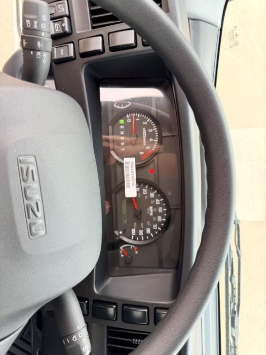 2026 Isuzu NPR-HD-17