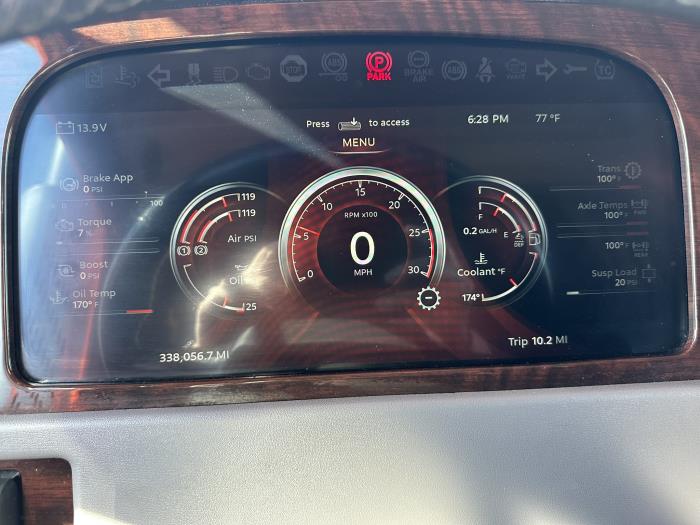 2024 Peterbilt 389-10