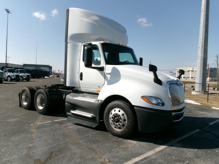 2021 International LT625-4