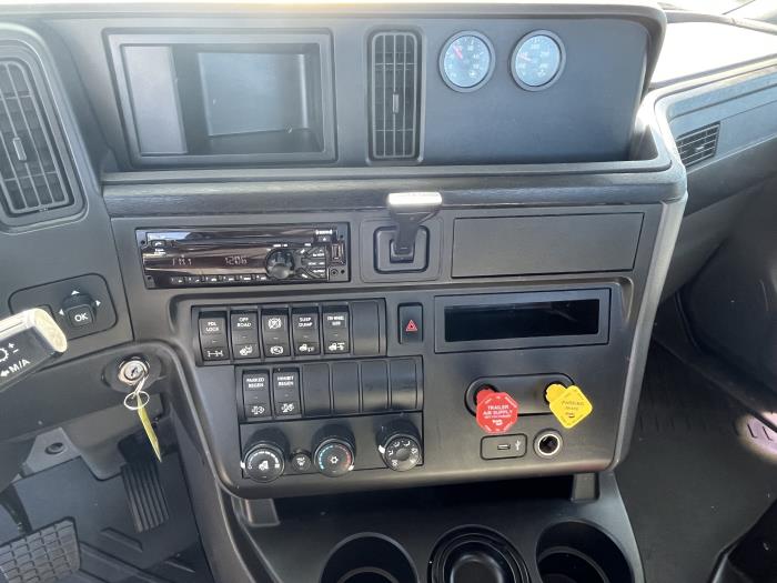 2019 International LT625-13