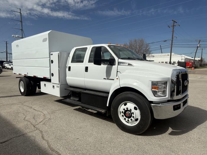 2026 Ford F-750-7