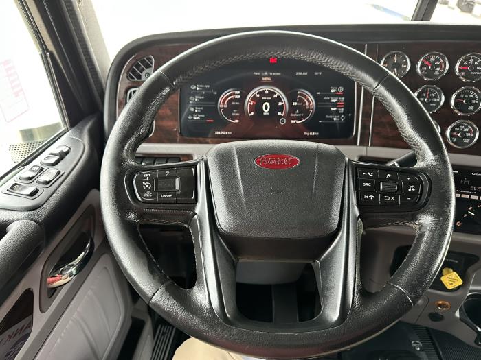 2024 Peterbilt 389-6