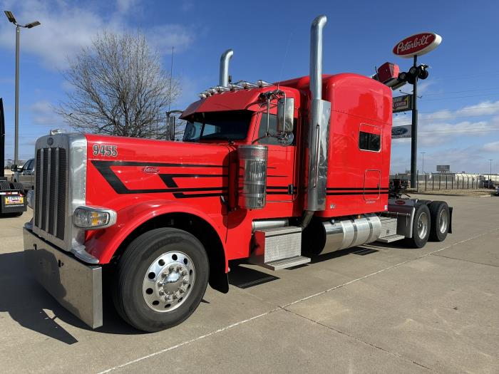 2024 Peterbilt 389-1