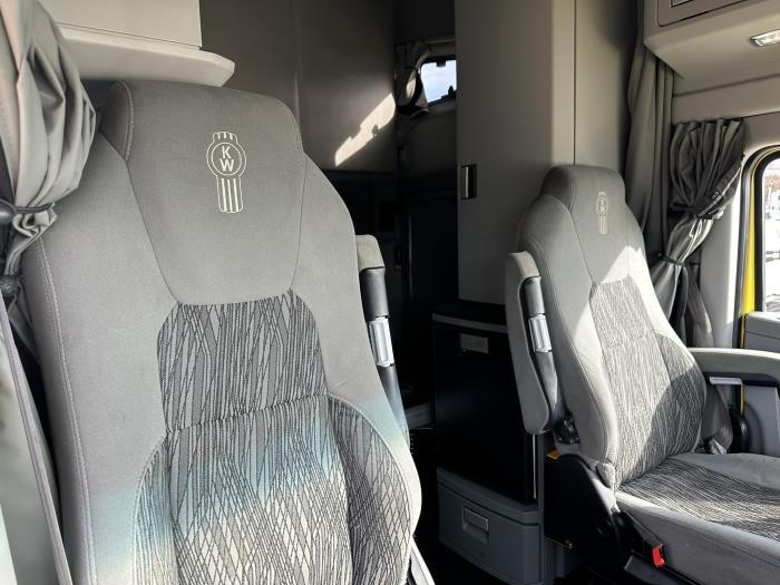 2021 Kenworth T680-10