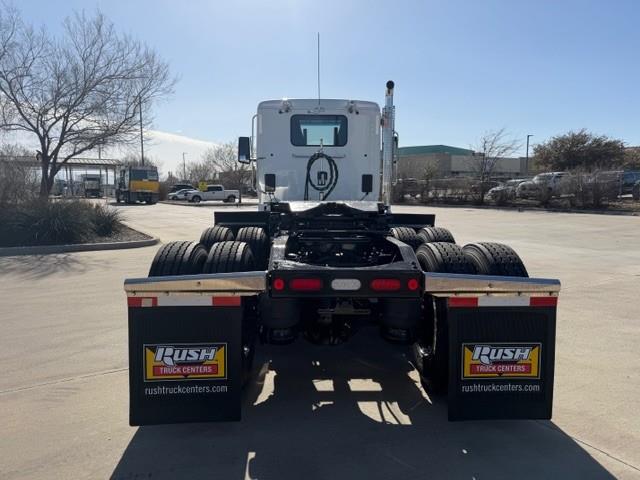 2027 Peterbilt 567 - image 7