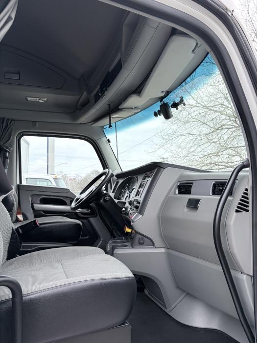 2020 Kenworth T680-10