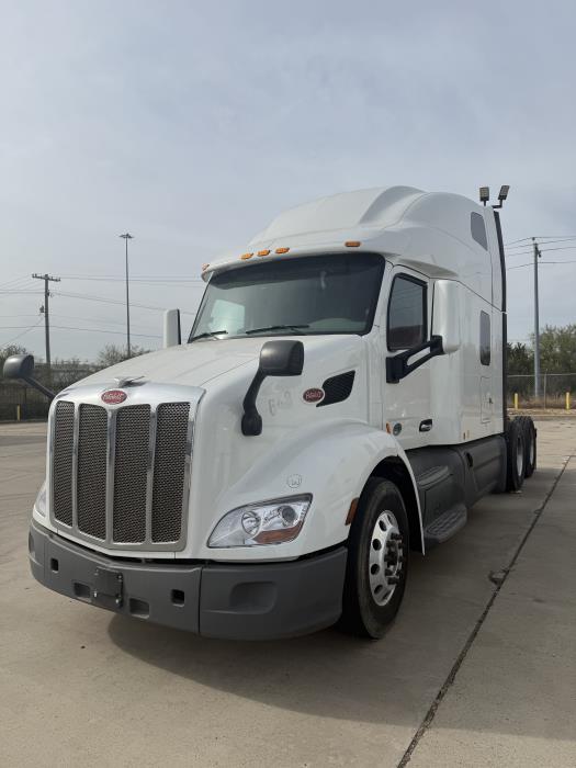 2021 Peterbilt 579-1