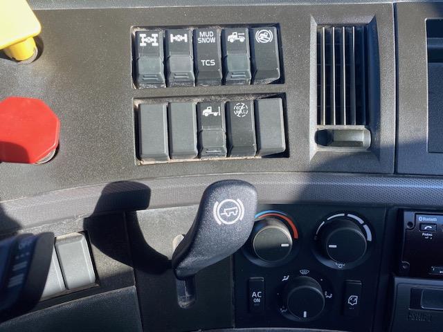 2021 Volvo VNR64T300-20