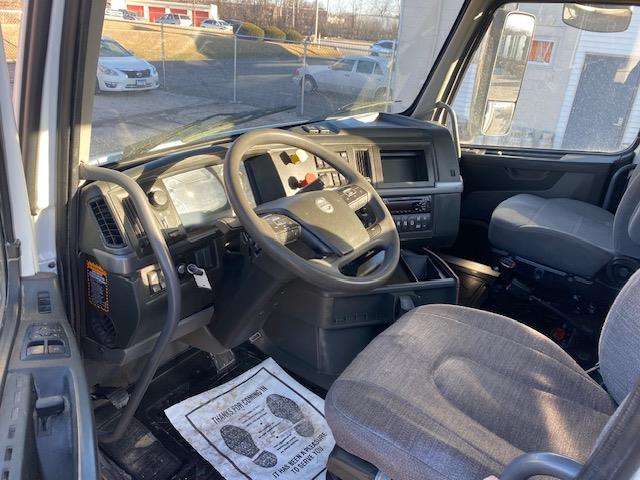 2021 Volvo VNR64T300-15