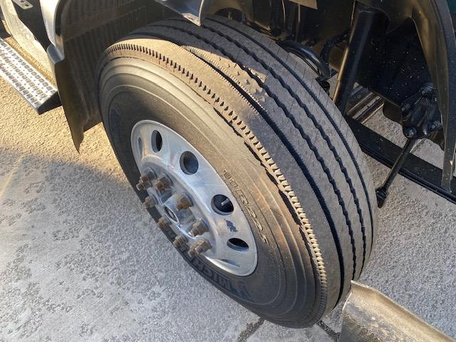 2021 Volvo VNR64T300-13