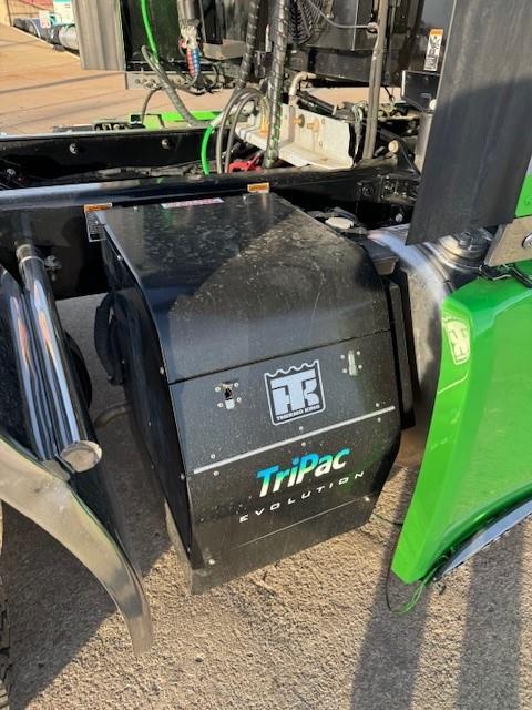 2022 Peterbilt 579-8