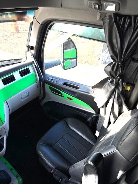2022 Peterbilt 579-14