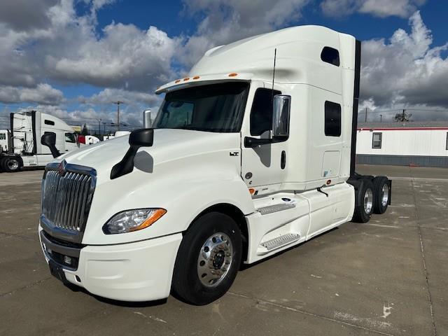 2023 International LT625-14