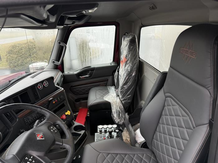 2026 International HX620-12