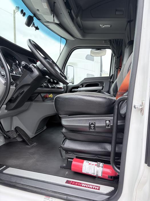 2020 Kenworth T680-7