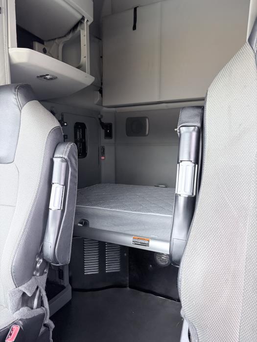 2020 Kenworth T680-11