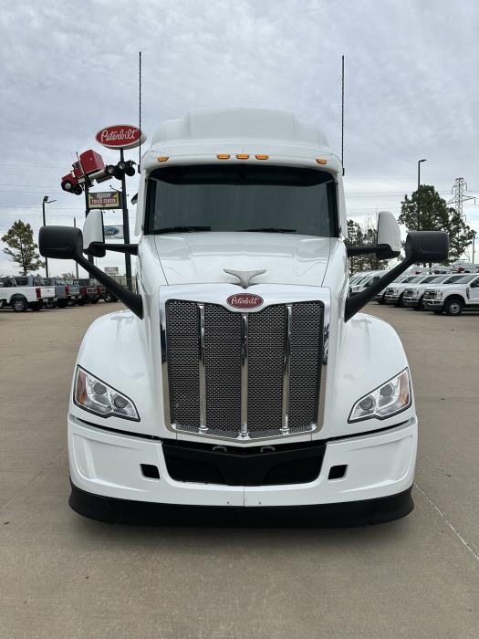 2024 Peterbilt 579-2