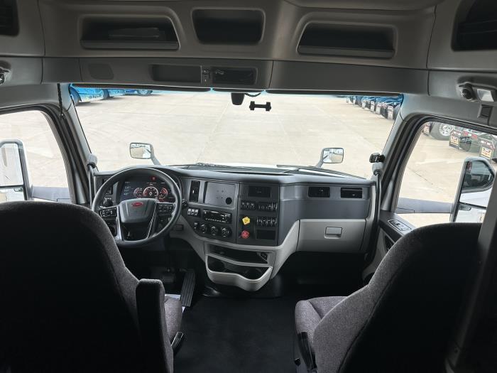 2024 Peterbilt 579-11