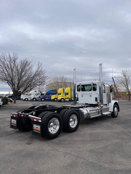 2027 Peterbilt - image 5