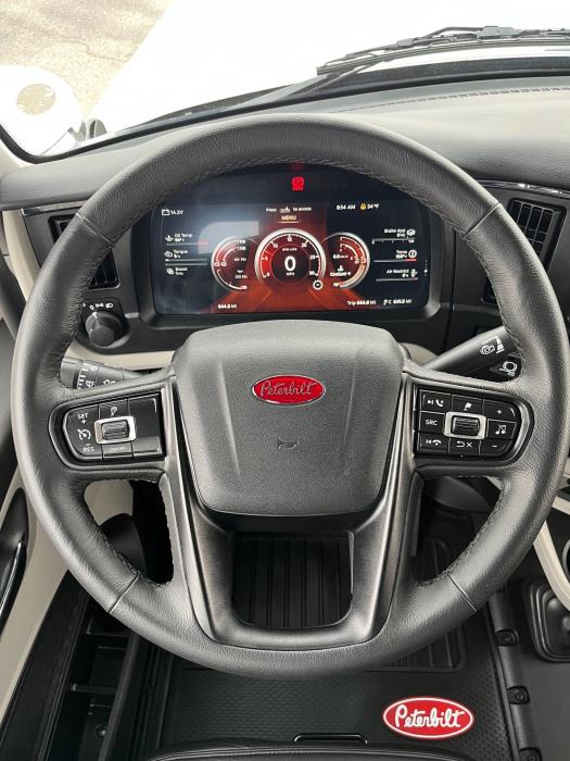 2027 Peterbilt - image 26