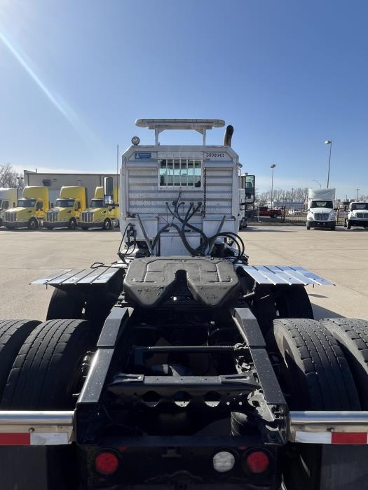 2019 International LT625-4