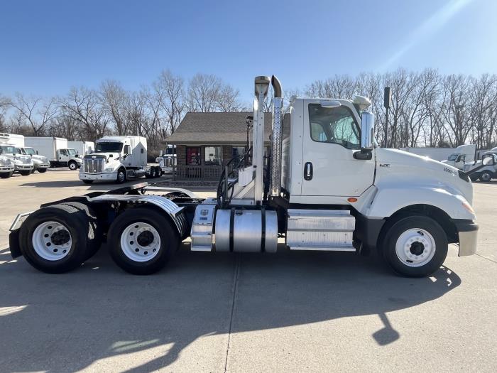 2019 International LT625-8