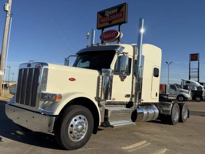 2027 Peterbilt 589-1