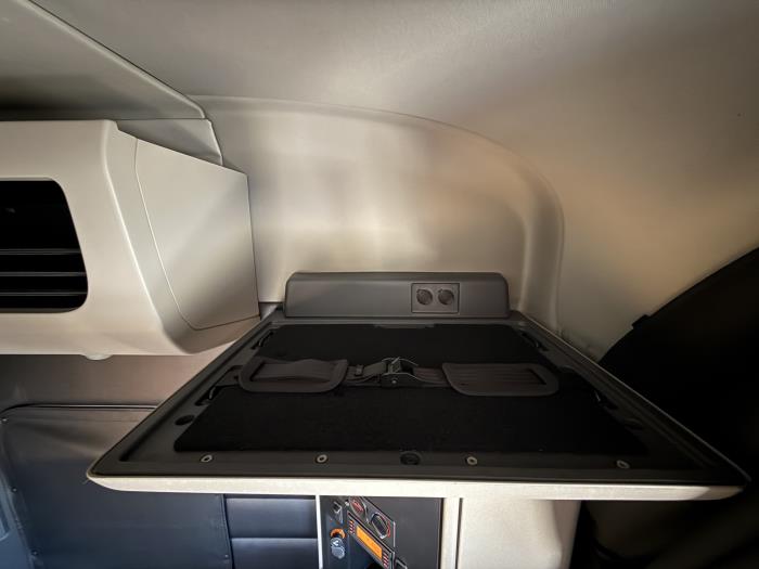 2027 Peterbilt 589-34