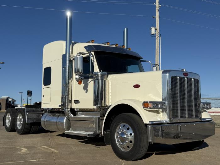 2027 Peterbilt 589-41