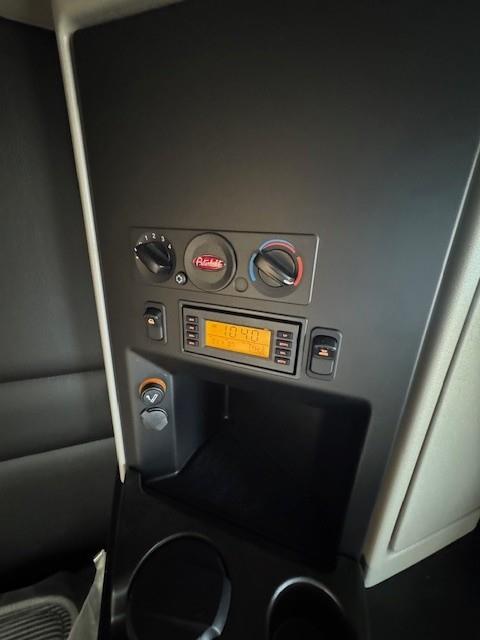 2027 Peterbilt 589-23