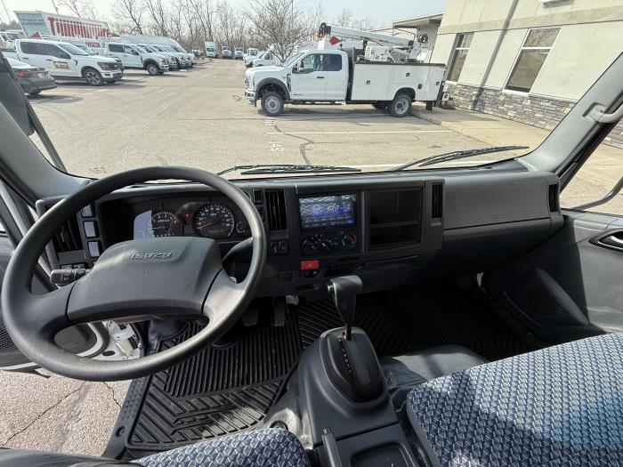 2025 Isuzu NPR-HD-24