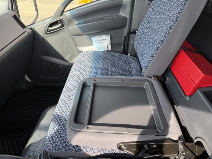 2026 Isuzu NPR-HD-30