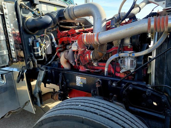 2021 Peterbilt 389-30