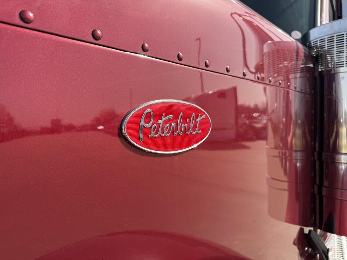 2027 Peterbilt - image 5
