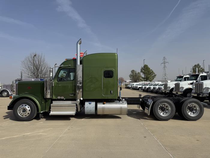 2027 Peterbilt - image 3