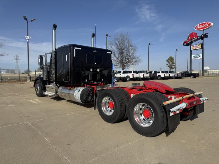 2027 Peterbilt - image 4