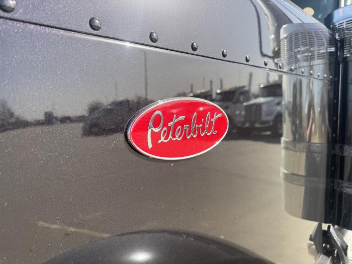 2027 Peterbilt - image 5