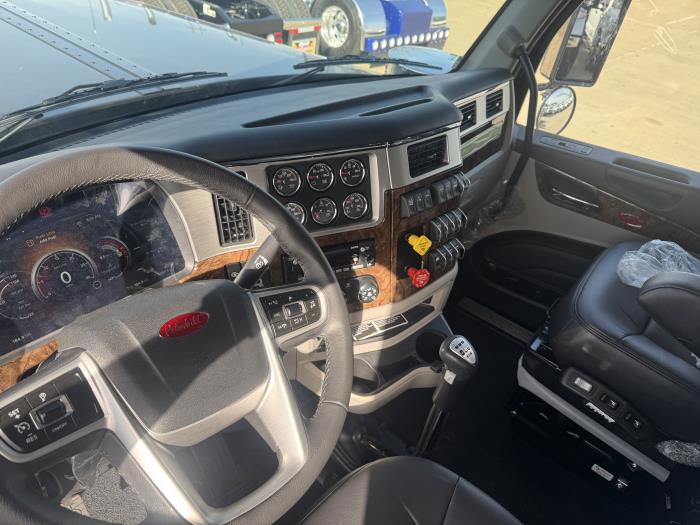 2027 Peterbilt - image 6