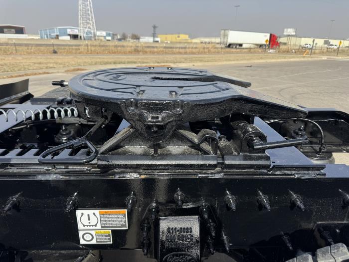 2027 Peterbilt 567 - image 13