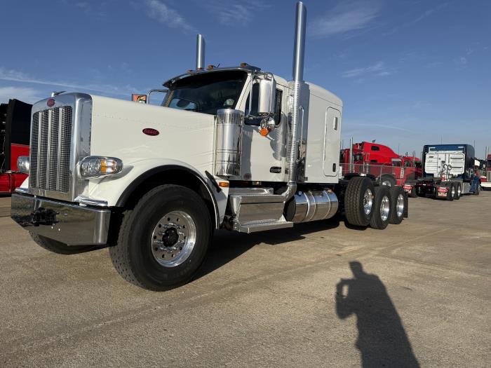 2027 Peterbilt - image 3