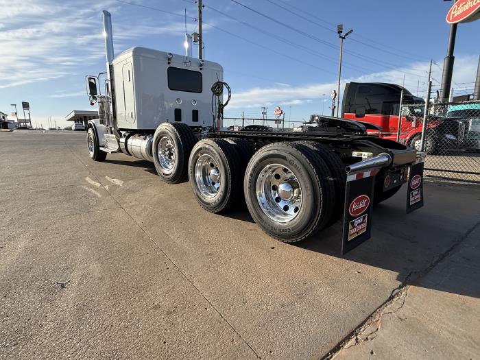 2027 Peterbilt - image 9