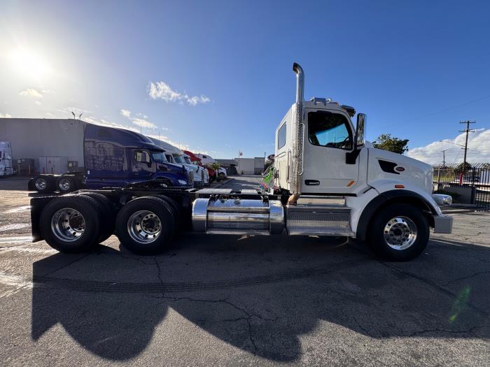 2020 Peterbilt 567-3