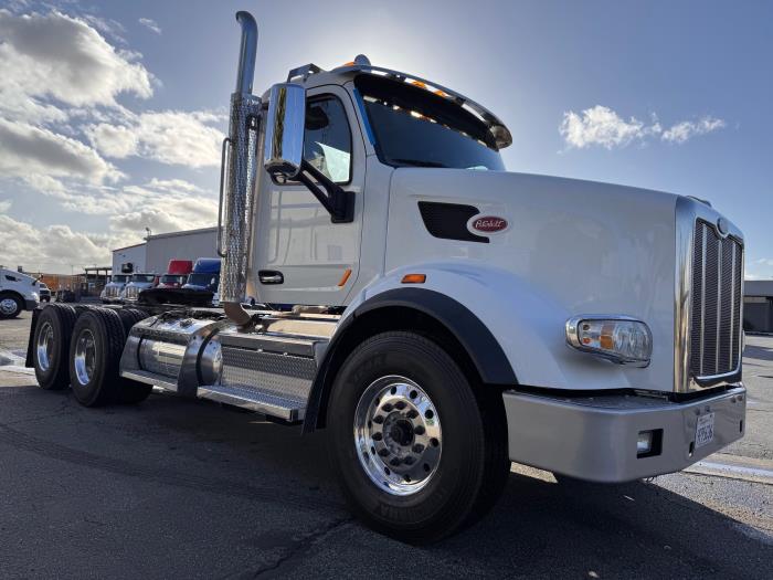2020 Peterbilt 567-2
