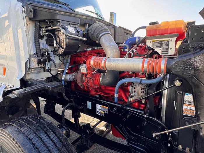 2020 Peterbilt 567-9