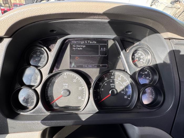 2020 Peterbilt 567-14