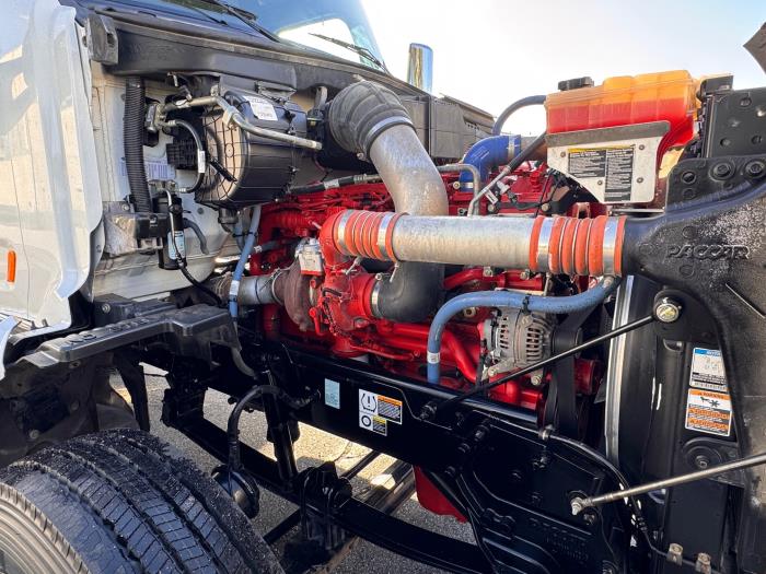 2020 Peterbilt 567-10