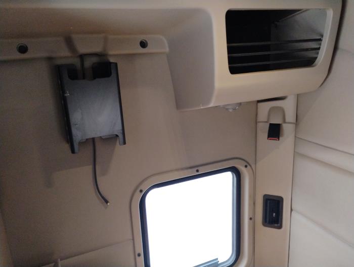 2022 Peterbilt 579 - image 28