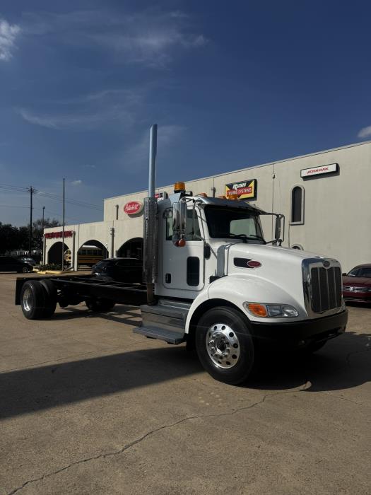 2020 Peterbilt 337-3