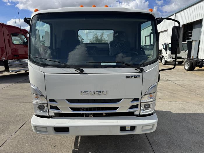 2026 Isuzu NPR - image 7