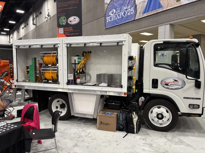 2026 Isuzu NPR - image 4